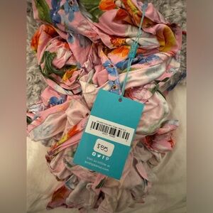 NWT posh peanut size small floral robe (brand new)
